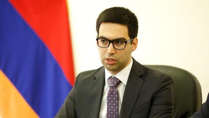Ավելի քան 12 տարի պաշտոնավարած դատավորների լիազորությունները ենթակա են դադարեցման և ՍԴ նախագահի՝ որպես նախագահի պաշտոնավարումը ևս ենթակա է դադարեցման. Բադասյան