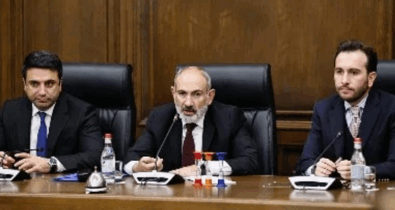 «Երբ պետք է՝ ձեզ համար «հարգելի ընդդիմադիր գործընկերներ» են, երբ պետք է՝ «թալանչի՞». «Իրավունք»