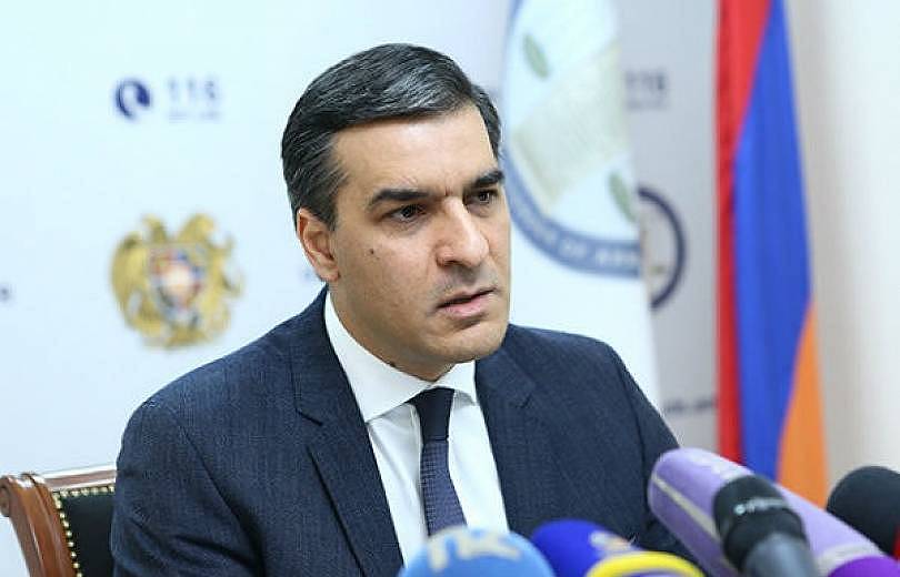 Չպետք է թույլ տանք, որ մեր աղջիկ երեխաները դառնան մեր թվացյալ վախերի զոհը․ Արման Թաթոյան