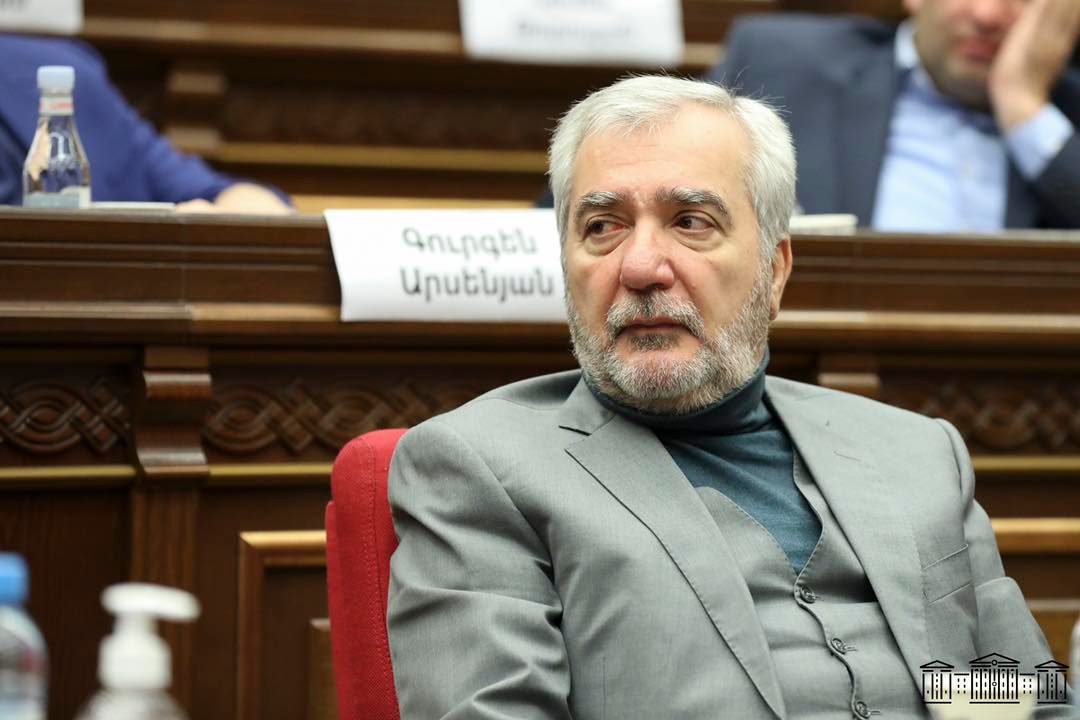 Արամ Հովհաննիսյանն անցել էր թոշակի, հիմա հրավիրել են ծառայության. Անդրանիկ Քոչարյան