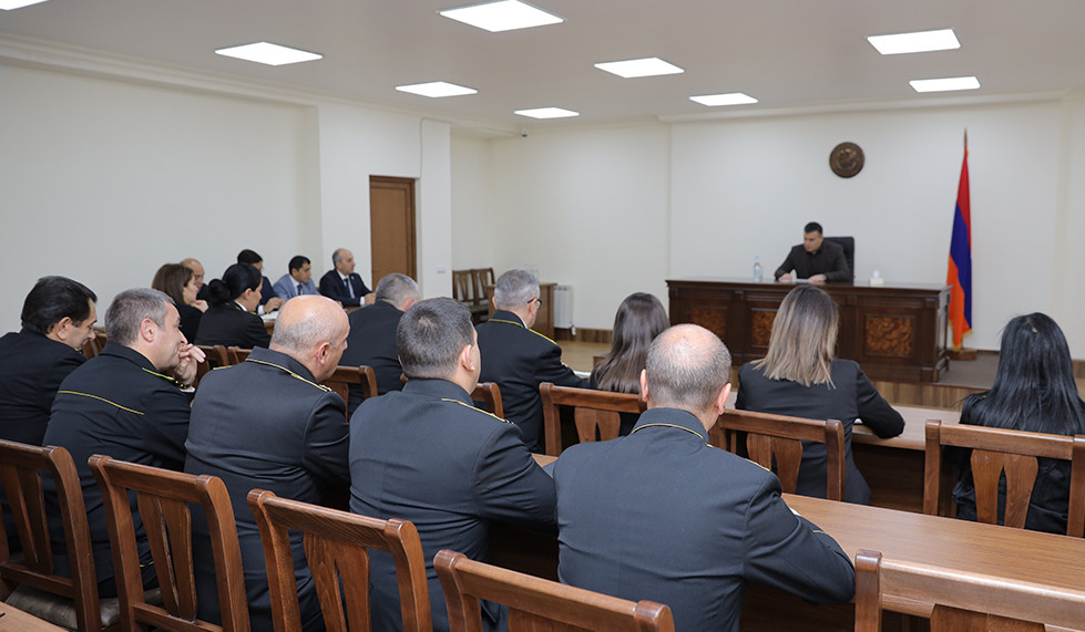 Քննարկում գլխավոր հարկադիր կատարողի գլխավորությամբ. ցուցումներ են տրվել բացառել արձանագրված խախտումները