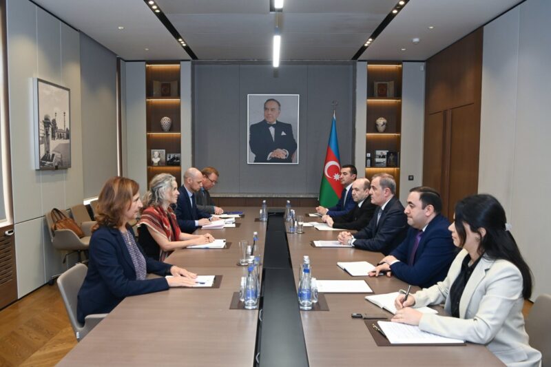 Բայրամովն ու Գրոնոն շեշտել են Բիշքեկում Փաշինյանի ու Ալիևի միջև կայացած քննարկումների կարևորությունը