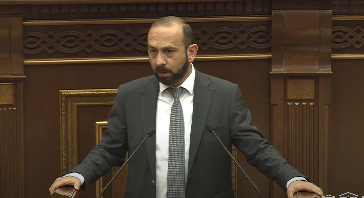 Քիչ չեն այն դեպքերը, երբ ՀՀ քաղաքացիները ապաստան գտնելու համար որպես իրենց տվյալներ նշում են տարբեր երկրներ, այդ թվում՝ Ադրբեջանը․ Արարատ Միրզոյան