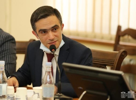 Թեստ չանցնելու պատճառով աշխատանքին չներկայանալու հատվածը չի համարվելու ստաժ. փոխնախարար
