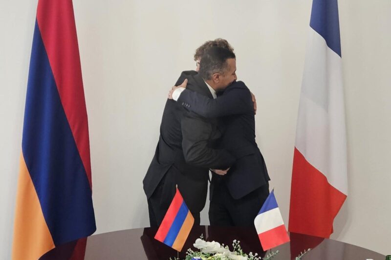 ՀՀ-ում առաքելությունն ավարտող Ֆրանսիայի դեսպանը հրաժեշտի հանդիպում է ունեցել Սյունքի մարզետի հետ