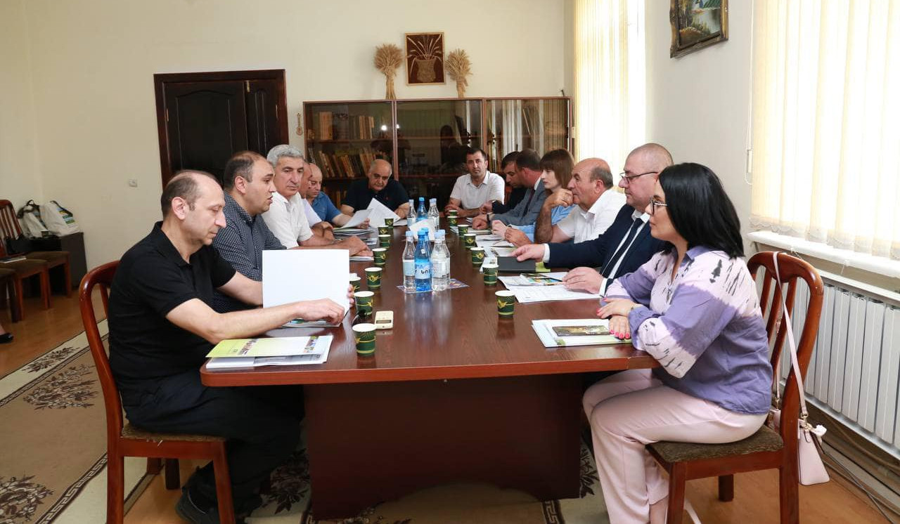 Քննարկվել է Գյումրու սելեկցիոն կայանի բազայի վրա տոհմակայանի հիմնման ծրագիրը
