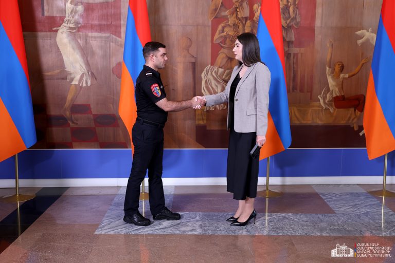Շնորհակալ եմ այն պարեկներին, որոնք նպաստում են Ոստիկանության բարեփոխումների իրականացմանը․ ՆԳ նախարար