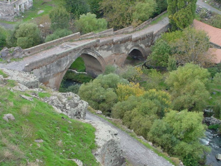 Փրկարարները քաղաքացու մարմին են դուրս են բերել ձորից