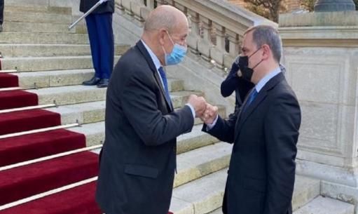 Ադրբեջանի ԱԳ նախարարը հանդիպել է Ռուսաստանի նախագահի հատուկ ներկայացուցչի հետ