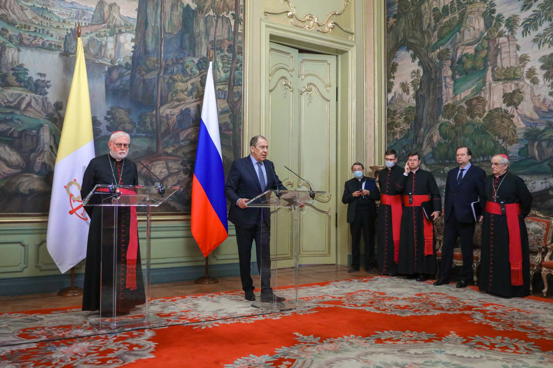 Սերգեյ Լավրովը Սուրբ Աթոռի քարտուղարի հետ քննարկել է Լեռնային Ղարաբաղը