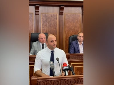 Գյումրիի ավագանու «Մայր Հայաստան» խմբակցությունը բոյկոտել է արտահերթ նիստը