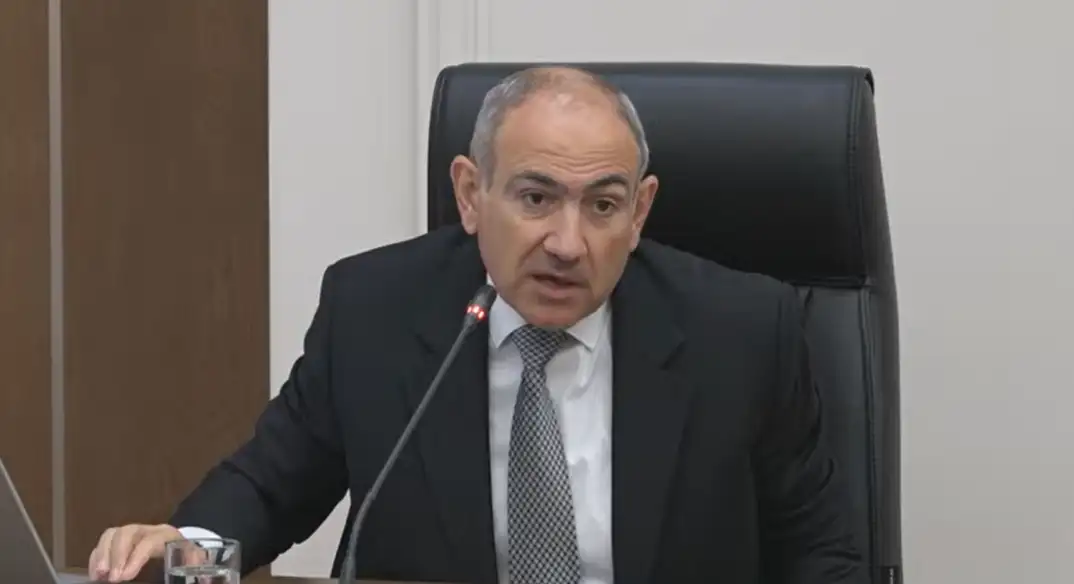 Մի քանի օր կանգնեցին, հետո սկսեցին աշխատել. Փաշինյանը՝ «Արարատցեմենտի» մասին