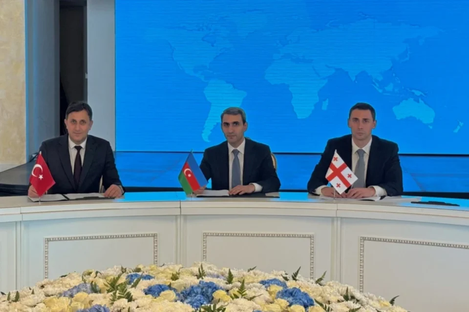Բաքու-Թբիլիսի-Կարս երկաթուղու վերաբերյալ նոր հուշագիր է ստորագրվել