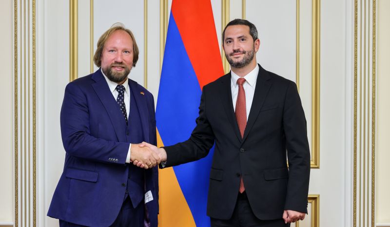 Ռուբեն Ռուբինյանը և ԳԴՀ Բունդեսթագի ներկայացուցիչ Անտոն Հոֆրայթերը քննարկել են համագործակցության ընդլայնման հնարավորությունները