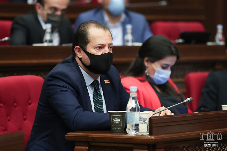 Իշխանությունները պետք է ազնիվ լինեն՝ անշարժ գույքի հարկի ռեֆորմի և համահարթ եկամտային հարկի մասին խոսելիս․ ԼՀԿ պատգամավոր